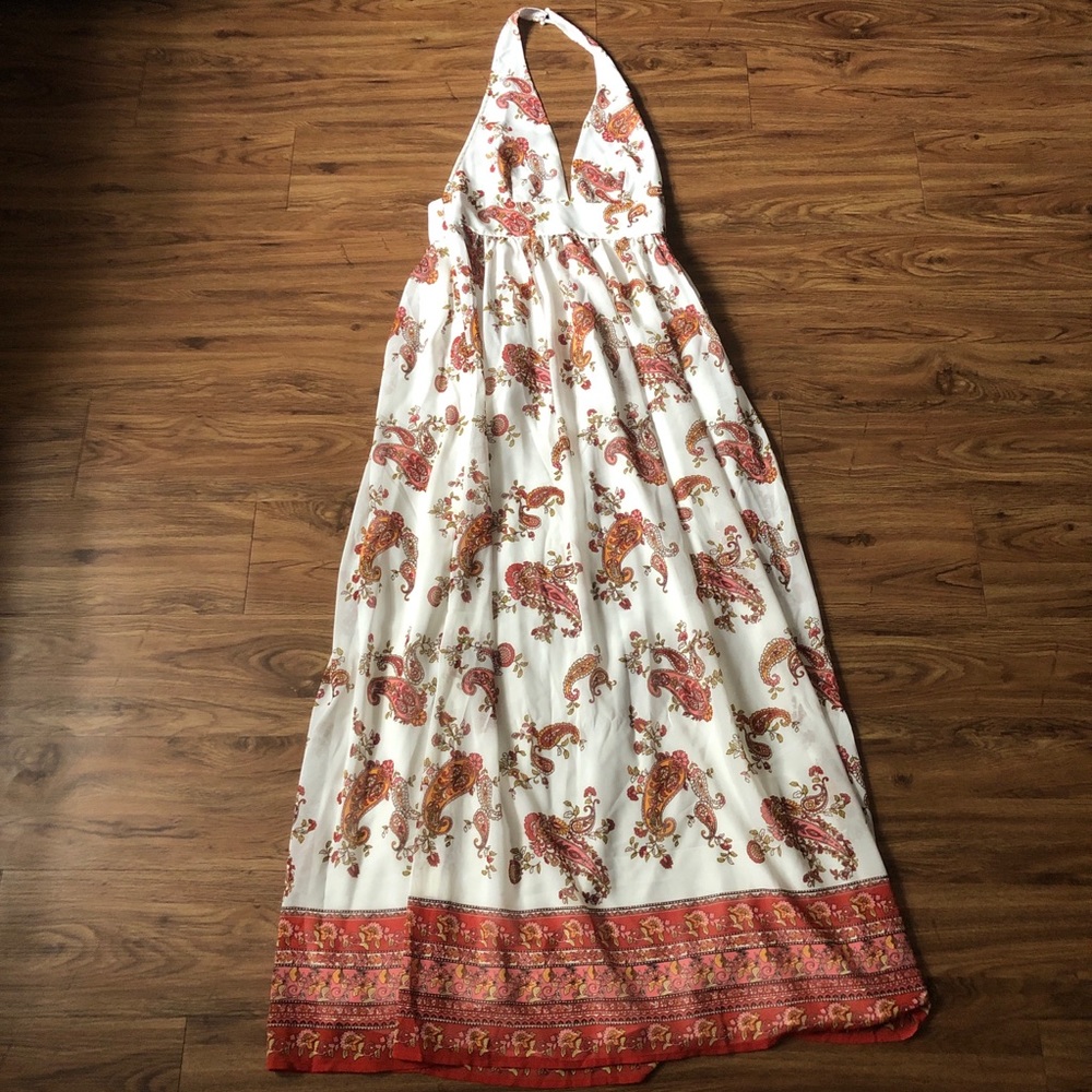 Open Back Halter Maxi Dress